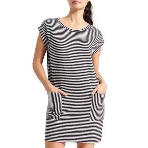 Athleta Ease Up Sweatshirt Dress Short Sleeve Striped Navy SzM Medium Athlesiure - Picture 9 of 9